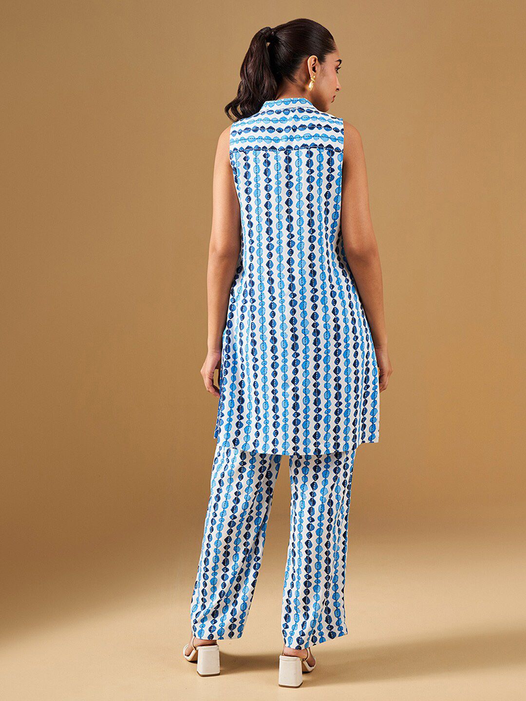 Global Desi Geometric Printed Panelled Pure Cotton Kurta with Palazzos