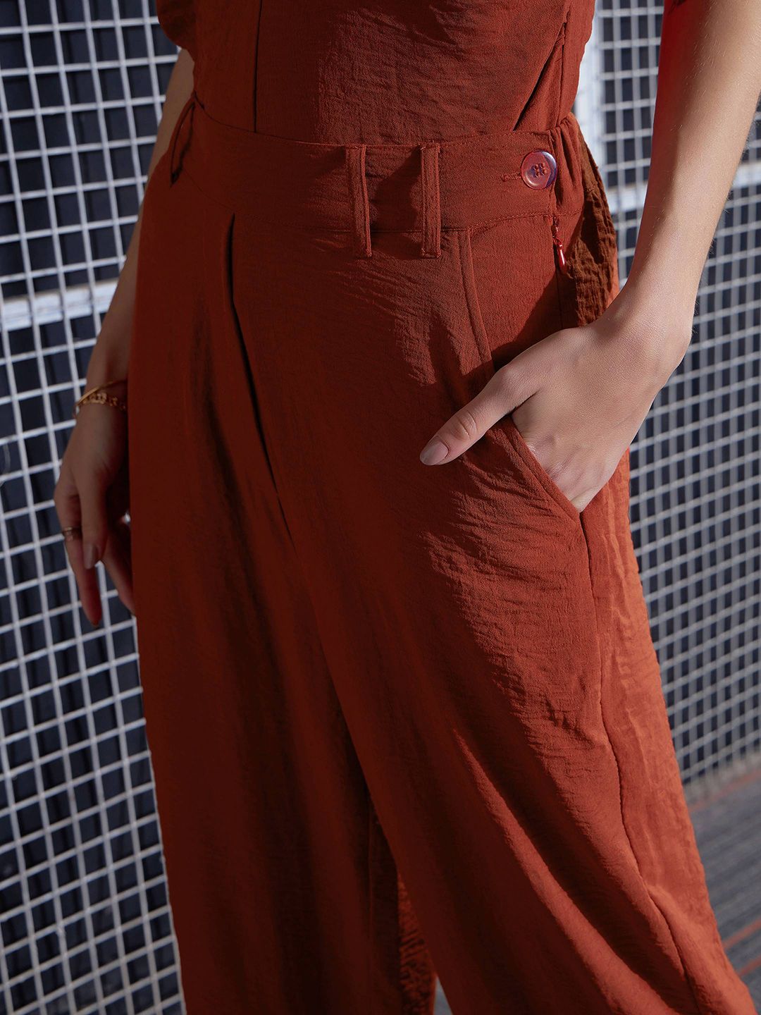 SASSAFRAS  Women Round  neck Sleeveless  Top & Trouser Co-Or