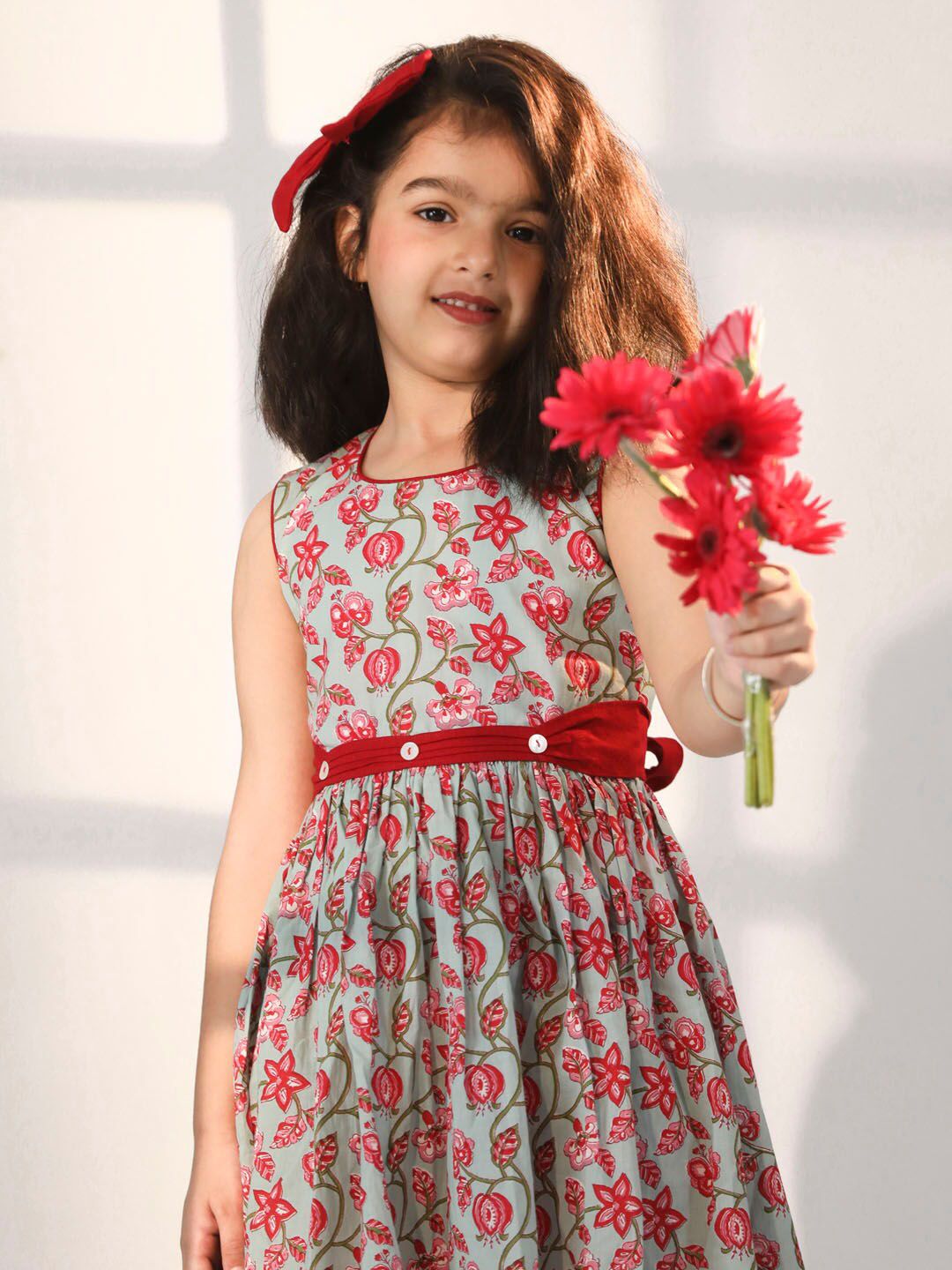 VASTRAMAY Girls Floral Printed Sleeveless Cotton Fit & Flare Dress