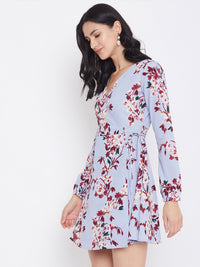 Berrylush Women Blue Printed Wrap Dress