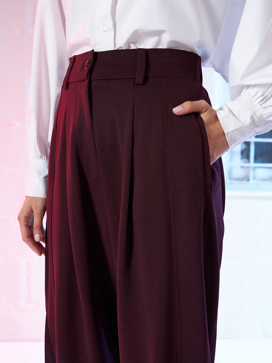 SASSAFRAS Women Burgundy Mid-Rise Pleated Culottes Trousers