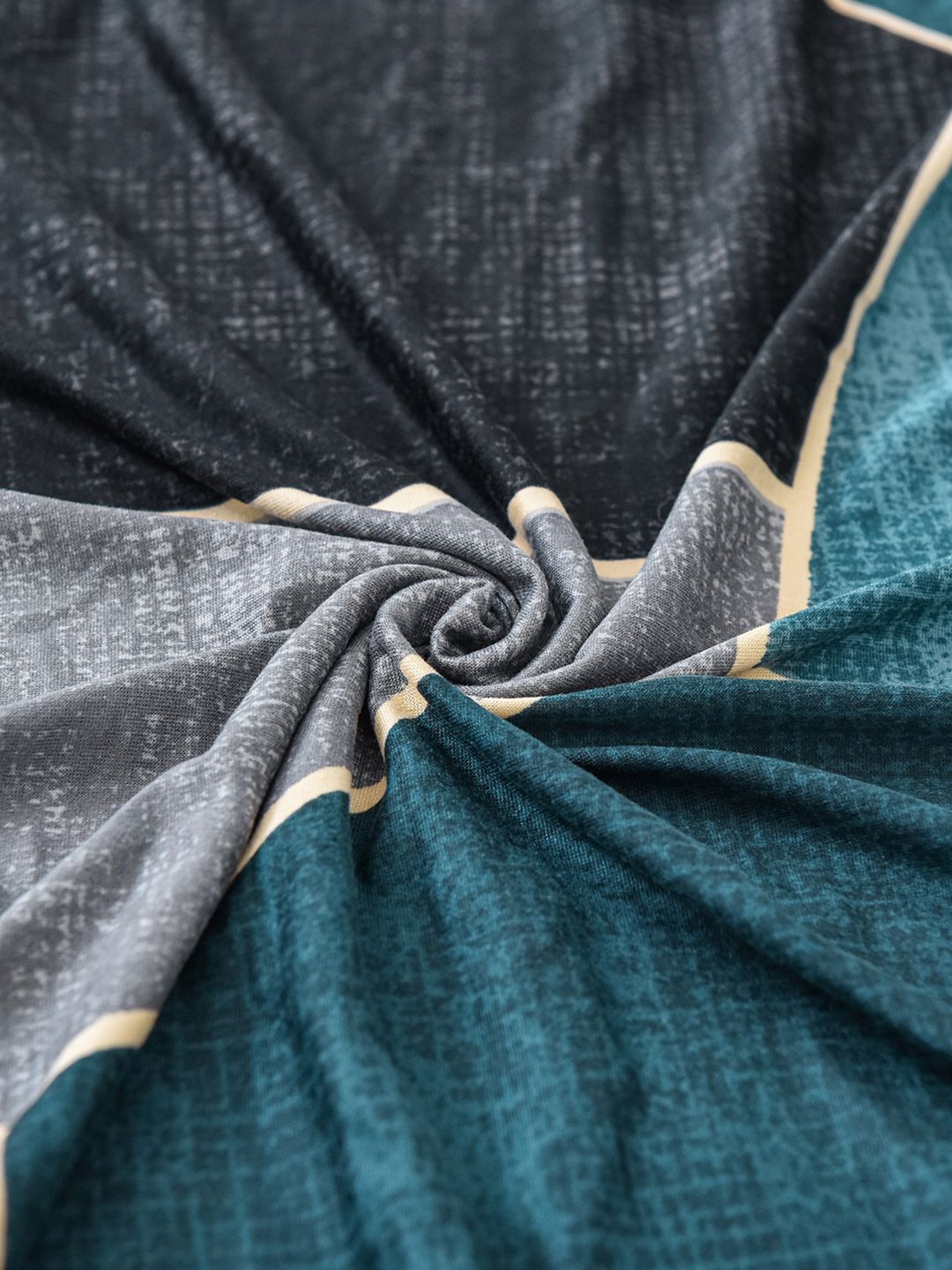 Story@home Sarung Sofa Boleh Renggang 2 Tempat Duduk Bercetak Biru & Hitam Dengan Lengan