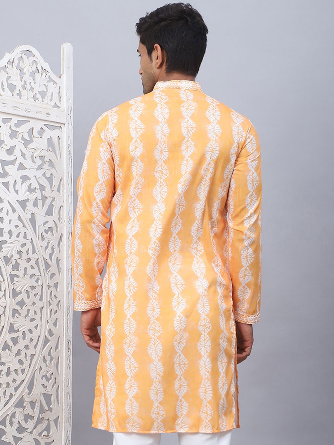 Jompers Floral Printed Mandarin Collar Sequins Straight Kurta