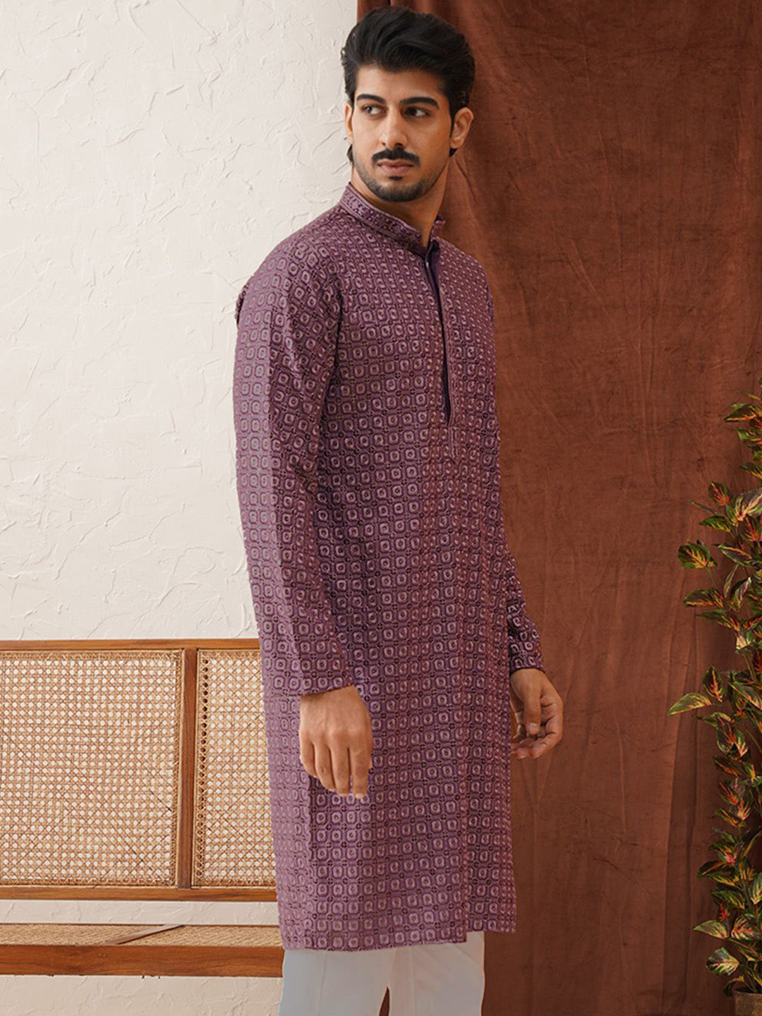 Jompers Men Geometric Embroidered Sequinned Kurta