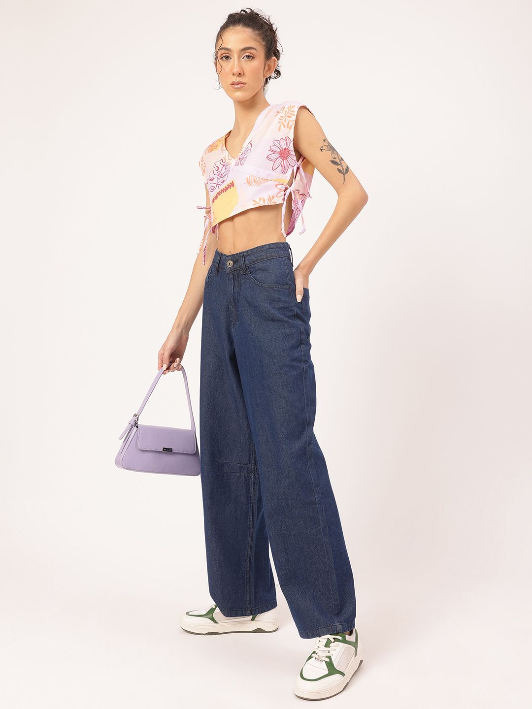 DressBerry Floral Printed Tie-Up Detail Crop Top