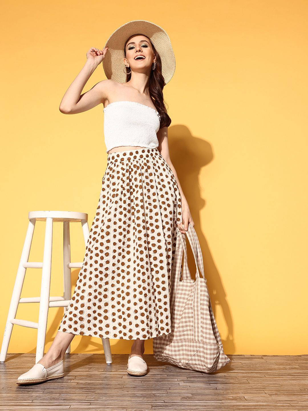 Berrylush White Solid Vacay Attire