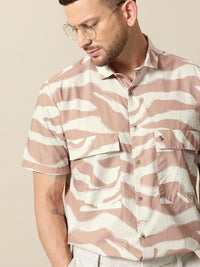 Mr Bowerbird Men Brown & Off-White Liberal Fit Printed Casual Shirt