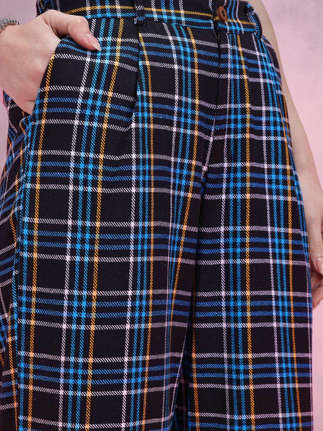 DressBerry Women Checked Pleated Trousers