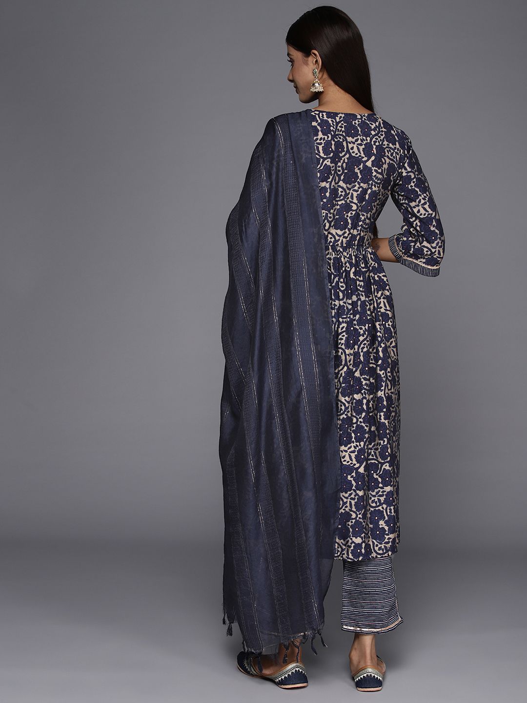 Libas Women Floral Printed High Slit Gotta Patti Kurta with Trousers & With Dupatta