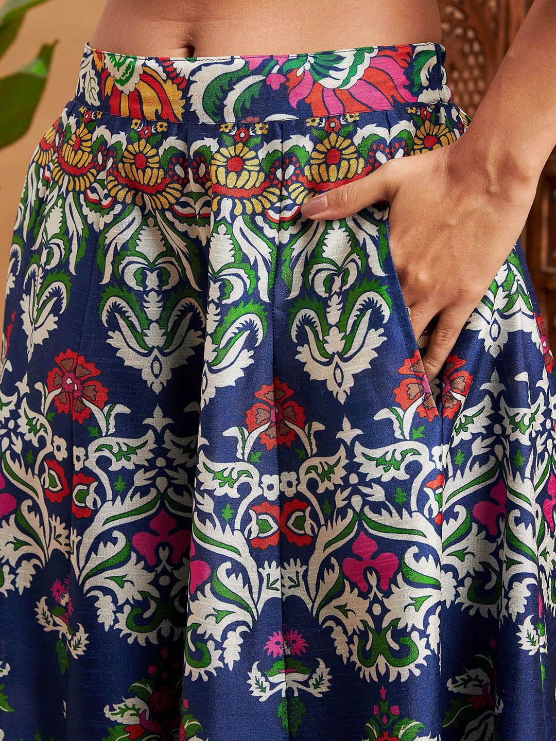 Shae by SASSAFRAS Floral Printed Blazer With Skirt Co-Ords