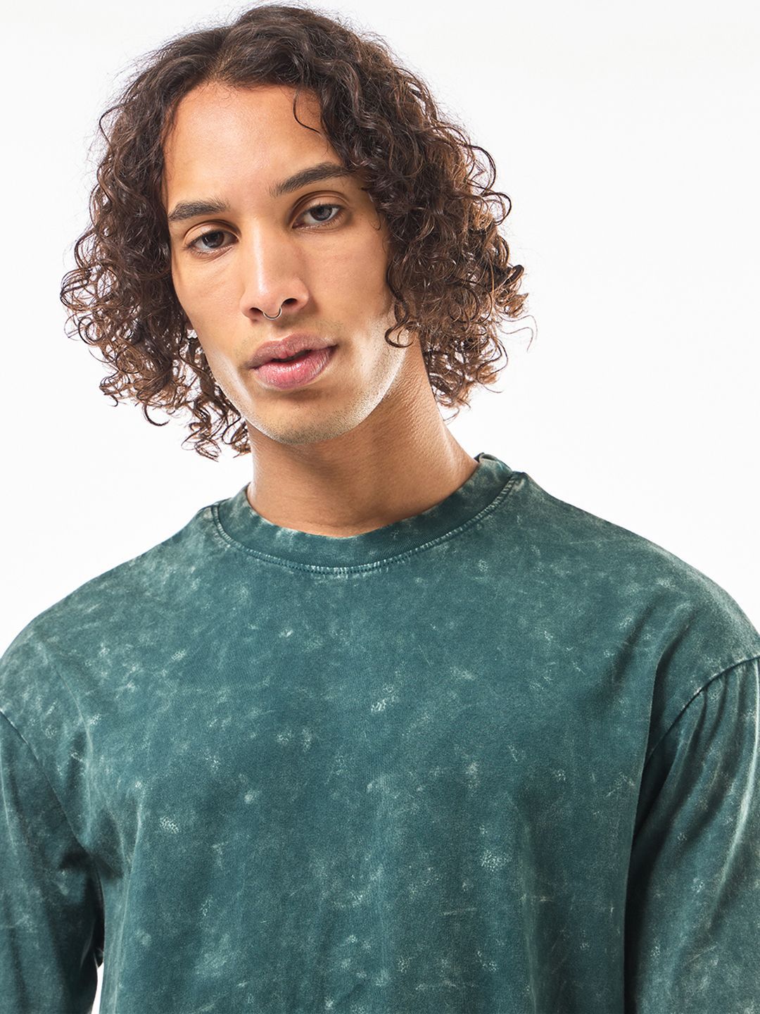 Bewakoof Men Green Oversized Acid Wash T-shirt