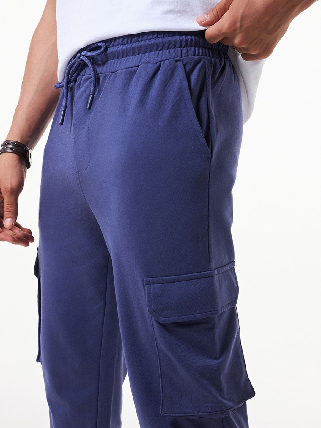 Bewakoof Air 1.0 Oversized Fit Cargo Joggers