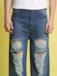 Bene Kleed Men Mildly Distressed Light Fade Baggy Jeans