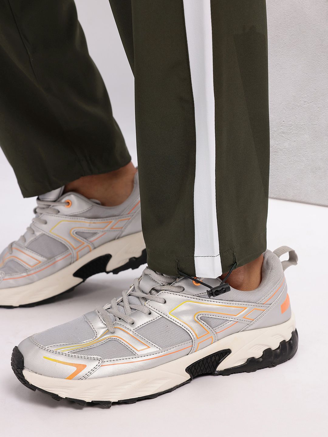 HRX by Hrithik Roshan Men Paneled Rapid-Dry Training Track Pants