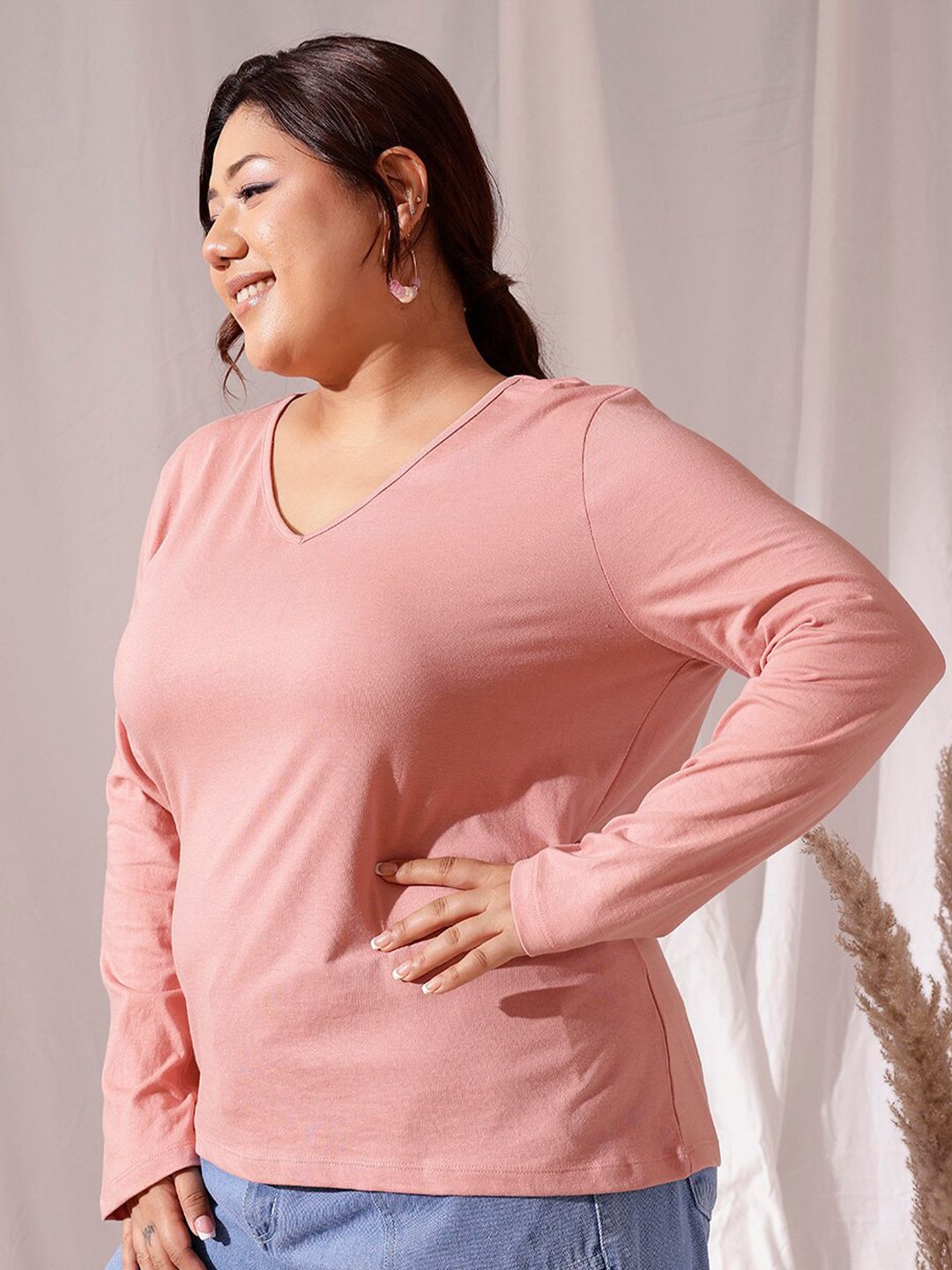 CURVY STREET Plus Size V-Neck Cotton T-shirt