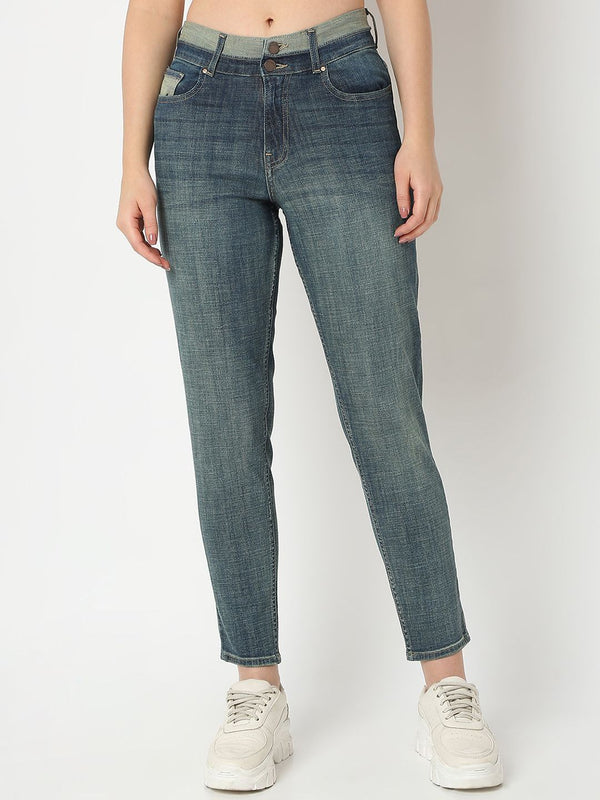 SPYKAR Women Slim Fit Mid-Rise Light Fade Jeans