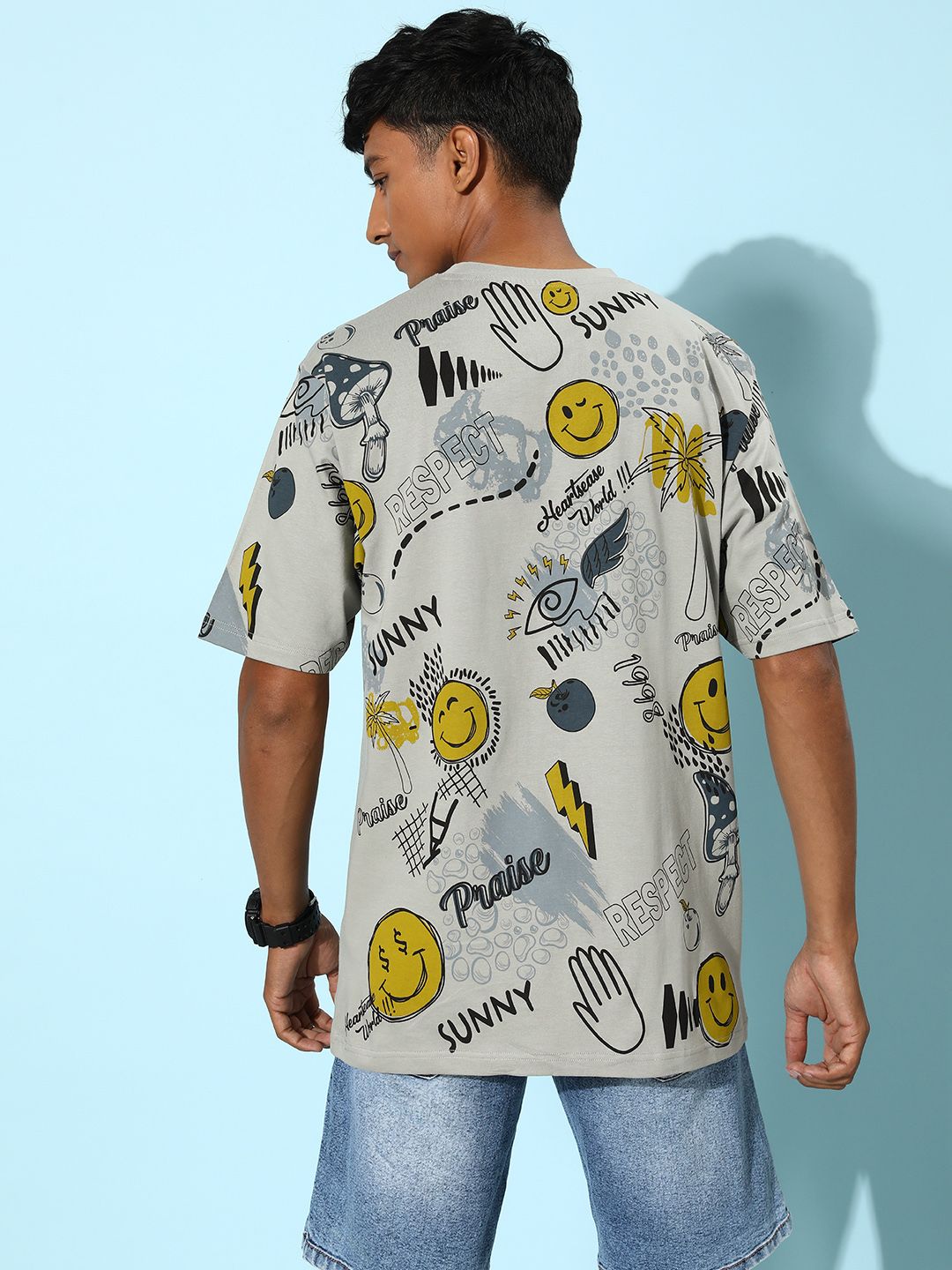 Difference of Opinion Men Printed Pure Cotton Oversize T-shirt