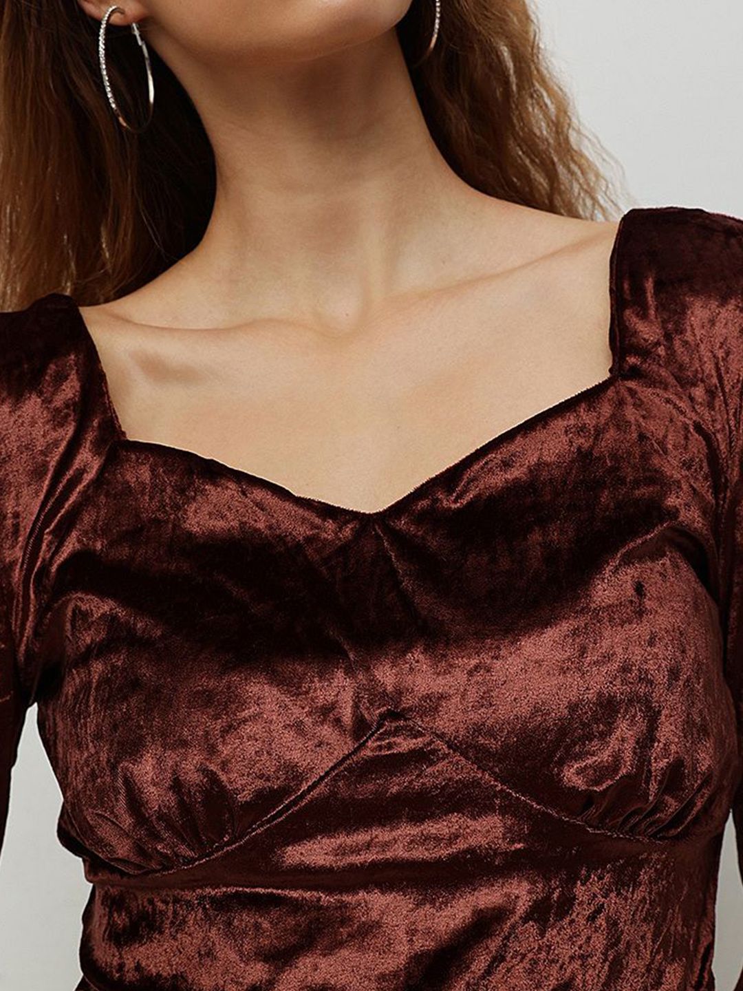 STREET 9  Puff Sleeve Velvet Top