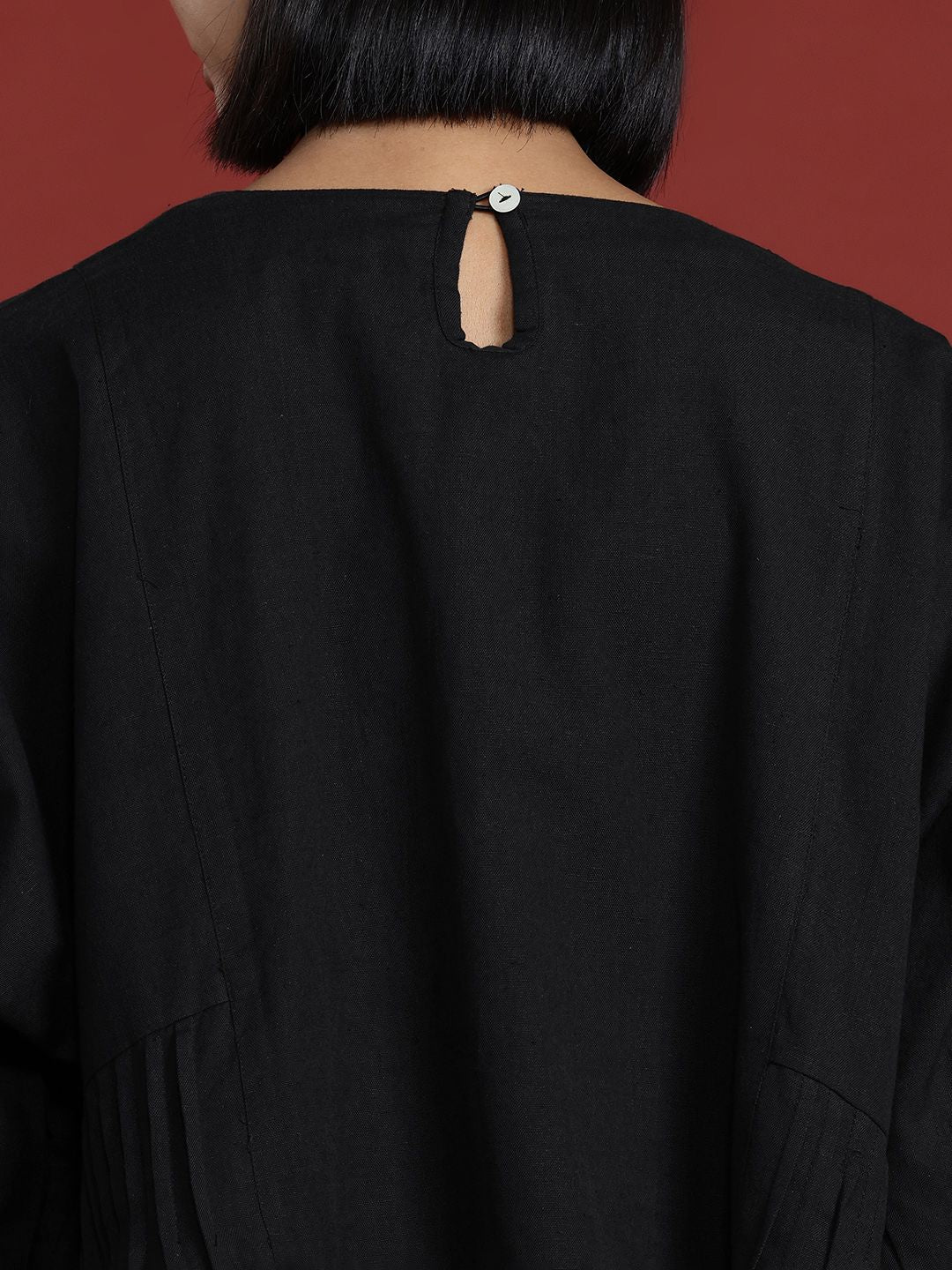 all about you Pleated Cotton Linen Top