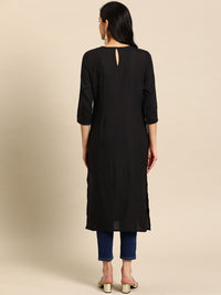 all about you Women Floral Embroidered Kurta