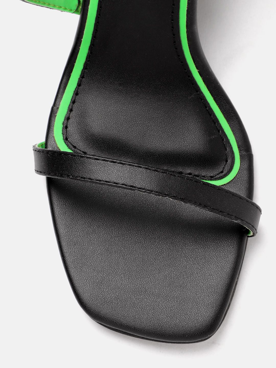 DressBerry Women Block Heel Sandals