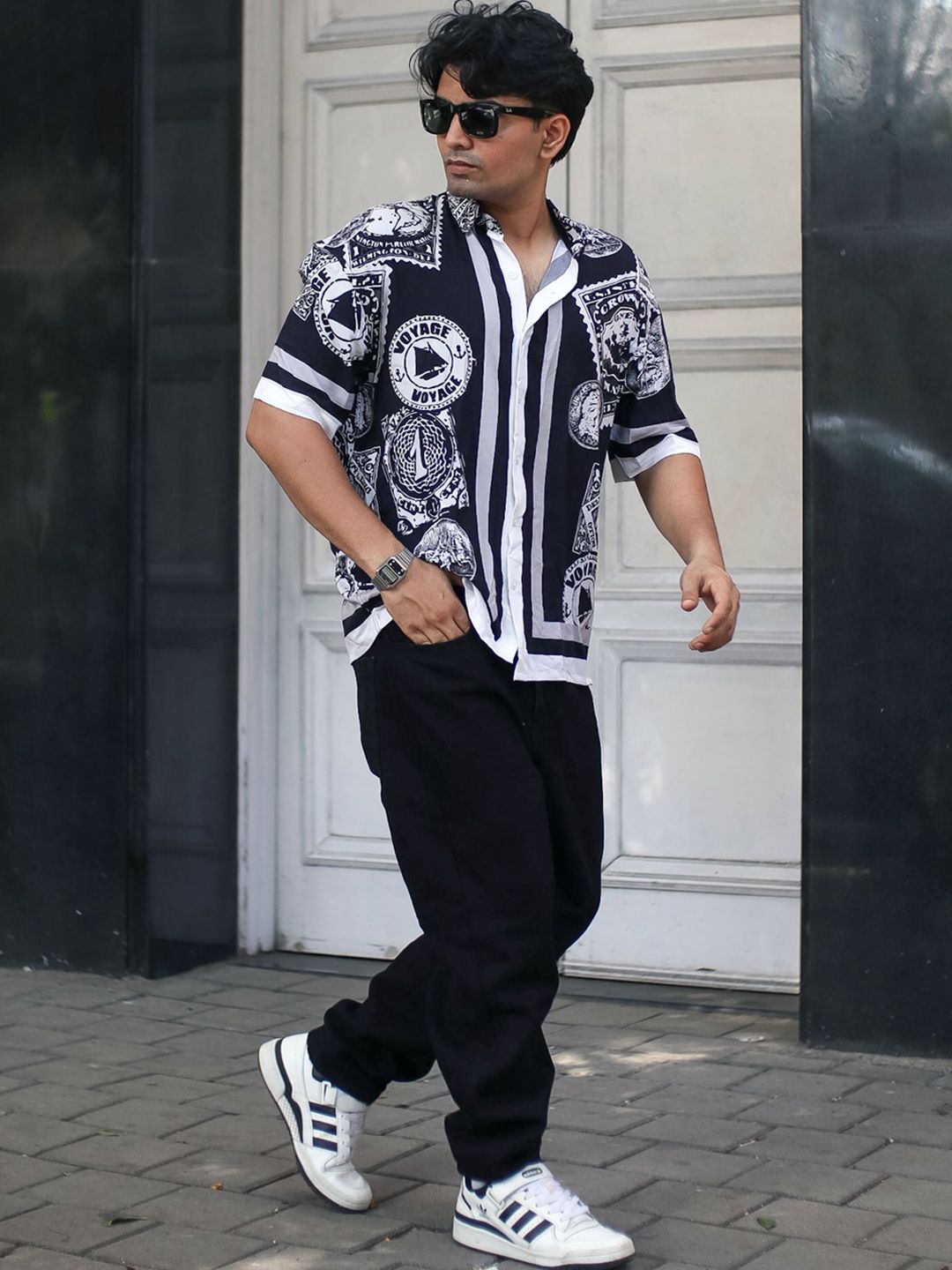 Powerlook Men Black Baggy Fit Clean Look Jeans