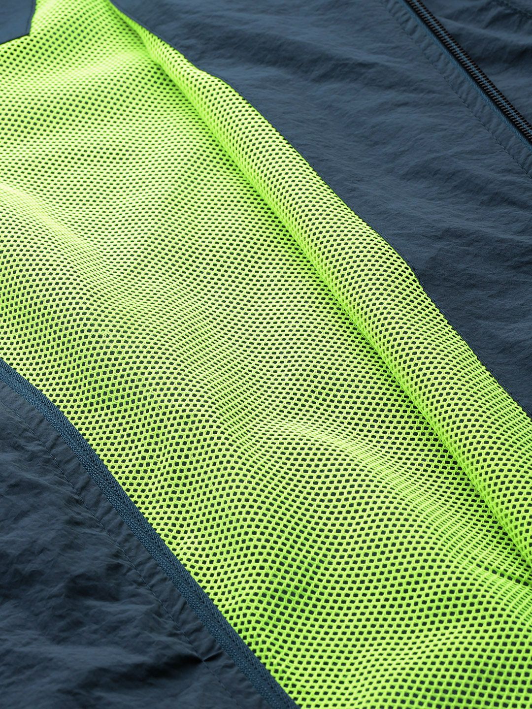 HRX by Hrithik Roshan Rapid Dry Brand Logo Running Jacket