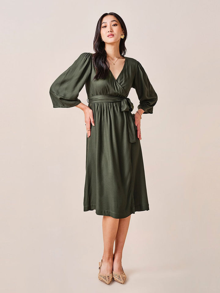 AND Regular Sleeve Midi Dress