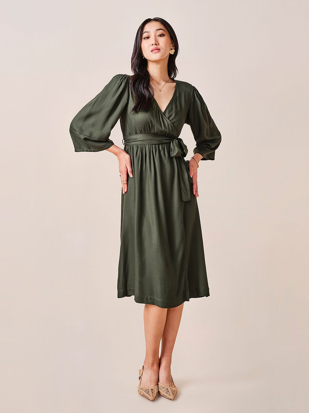 AND Regular Sleeve Midi Dress