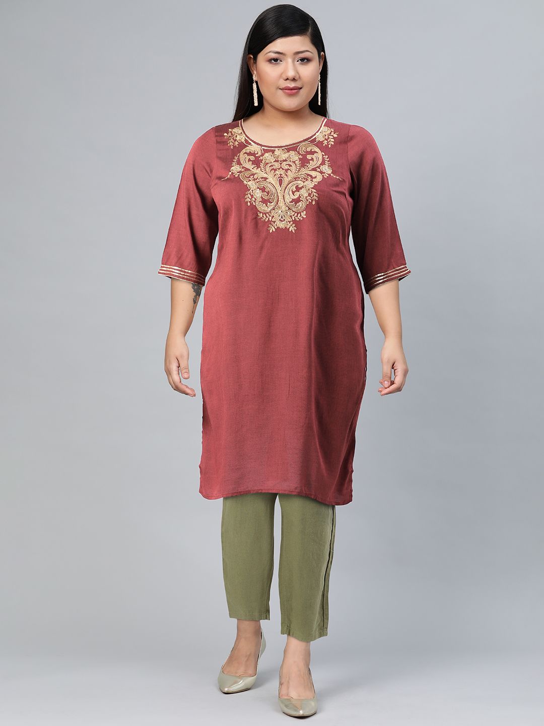 AURELIA Women Maroon Yoke Design Thread Work Kurta