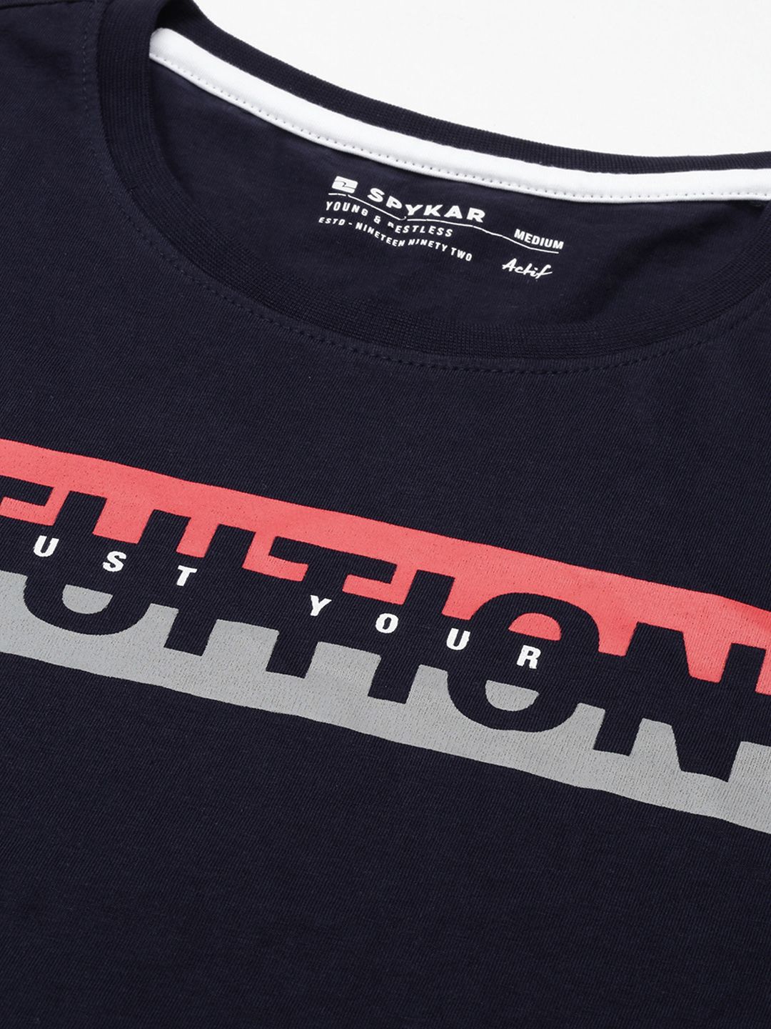 SPYKAR Men Pure Cotton Typography Printed Slim Fit T-shirt