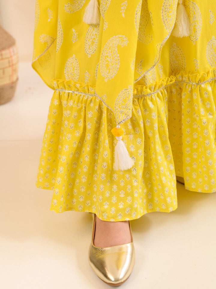 pspeaches Girls Ethnic Motifs Printed Fit & Flare Maxi Ethnic Dress with Dupatta & Belt