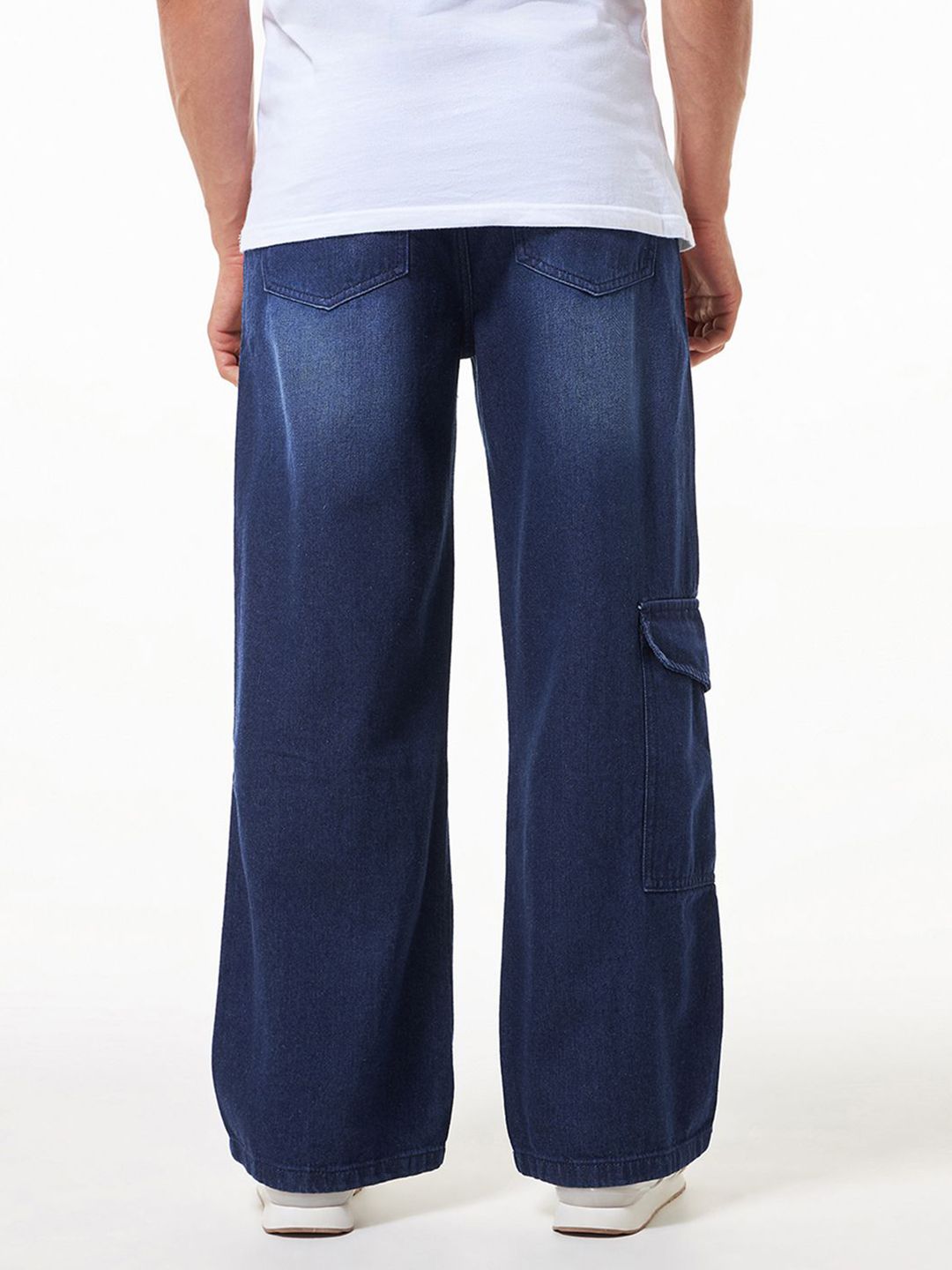 Bewakoof Men Wide Leg High-Rise Distressed Dark Jeans