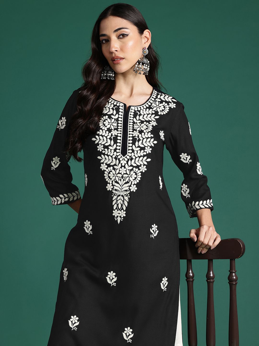 Indo Era Ethnic Motifs Embroidered Thread Work Kurta