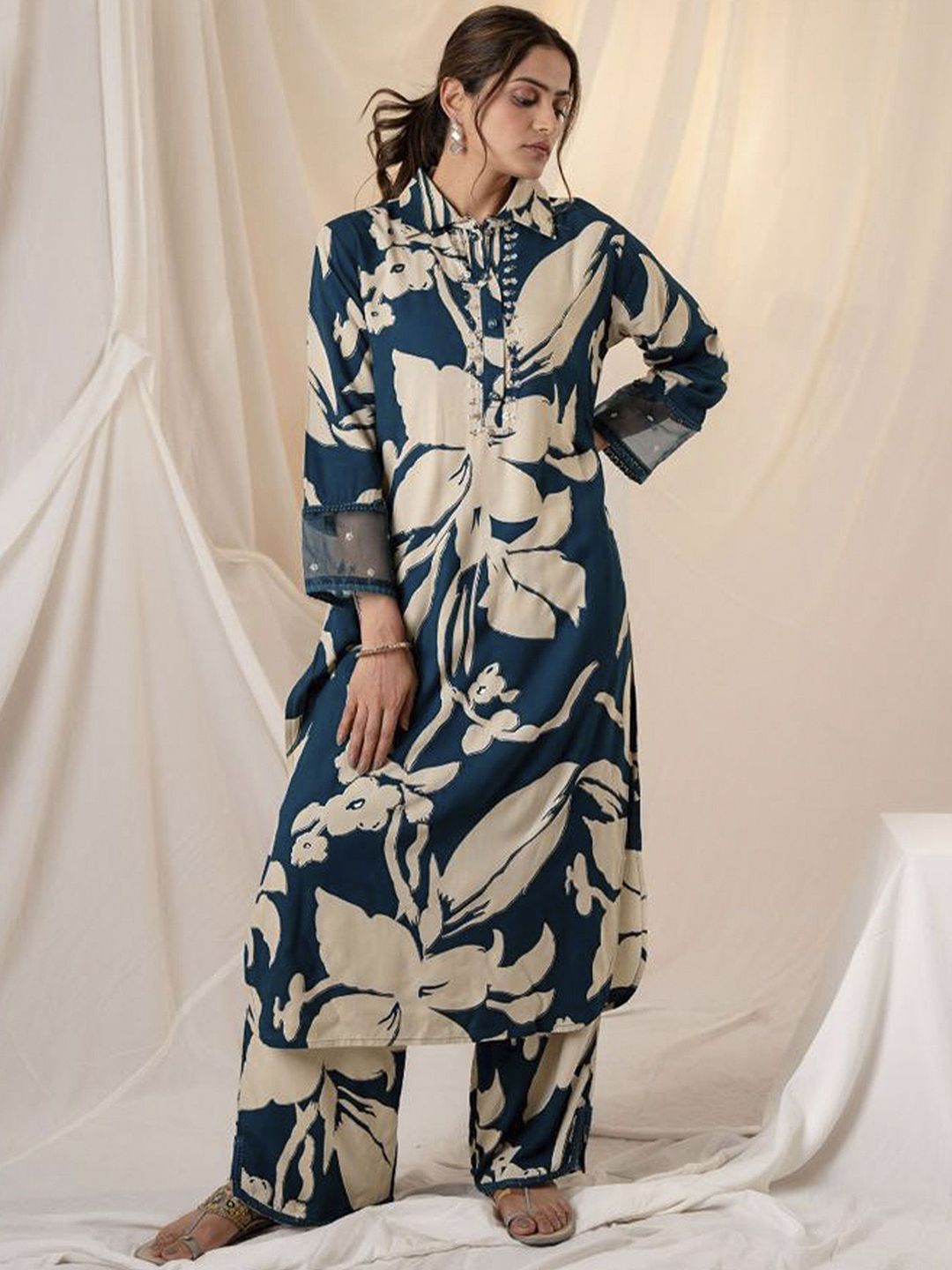 Indo Era Floral Printed Straight Kurta with Palazzos