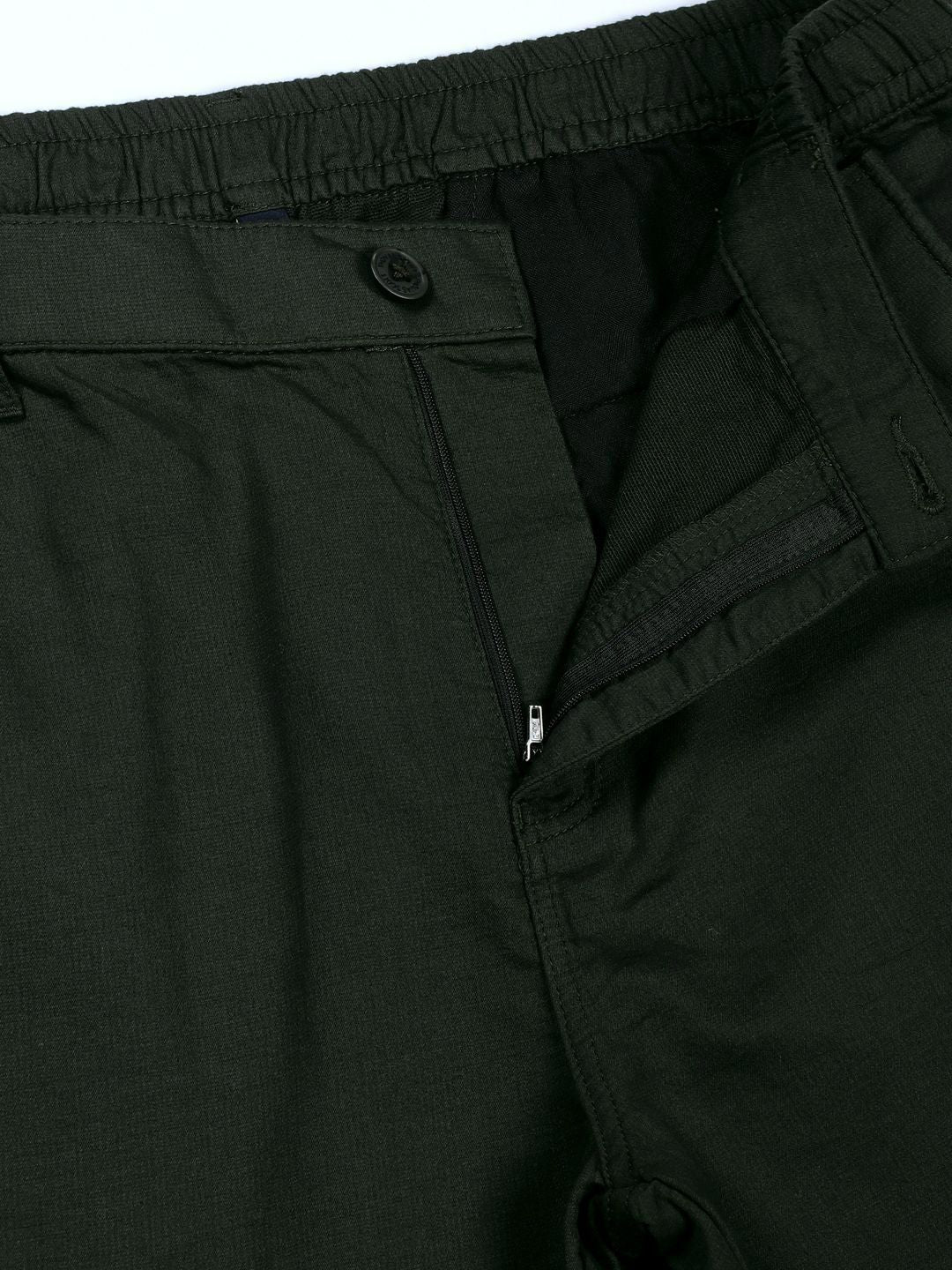 Thomas Scott Men Cotton Mid-Rise Smart Cargos Trousers