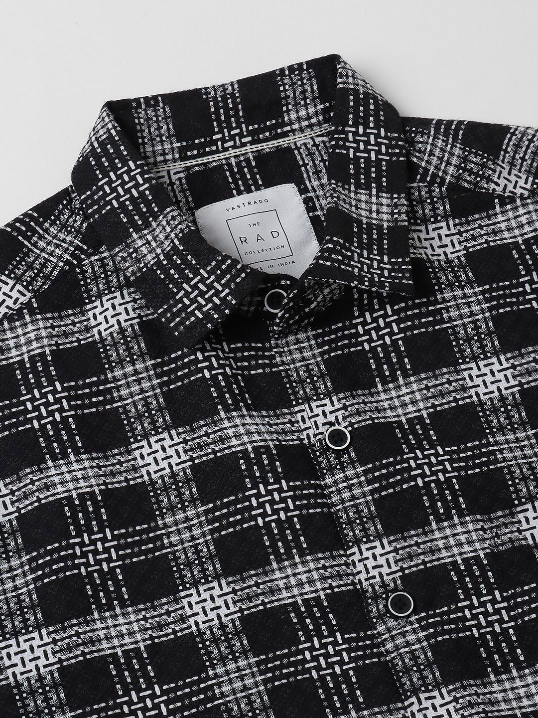 VASTRADO Men Classic Slim Fit Checked Casual Shirt