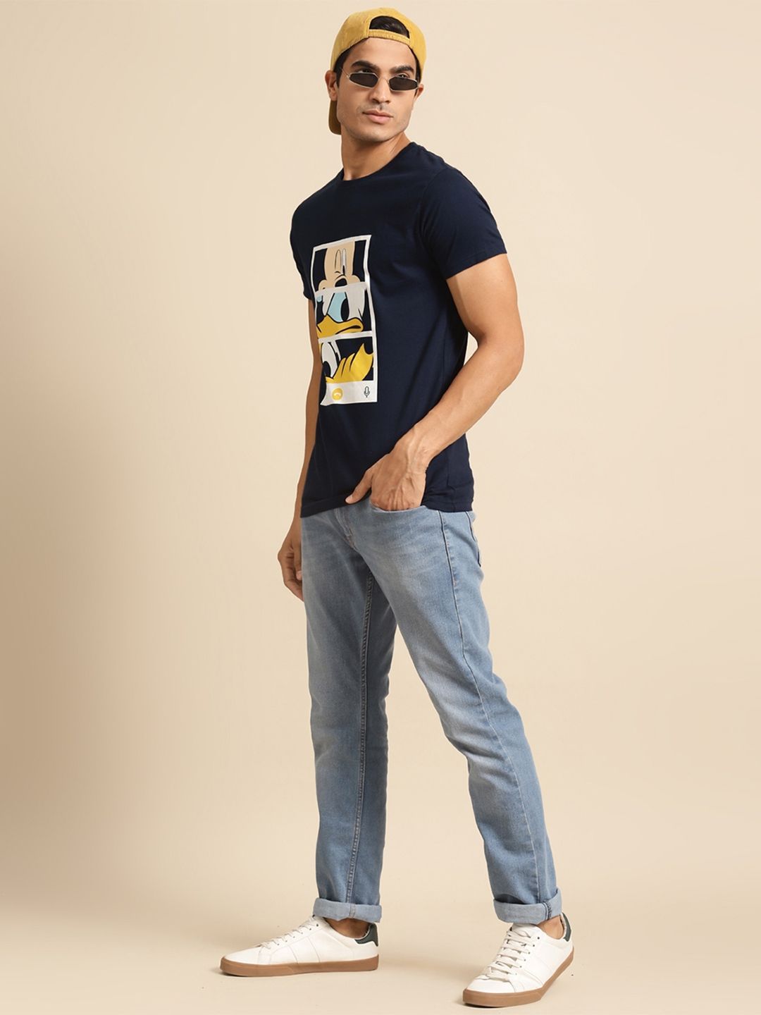 Bewakoof Disney Mickey Trio Call Half Sleeve T-Shirt