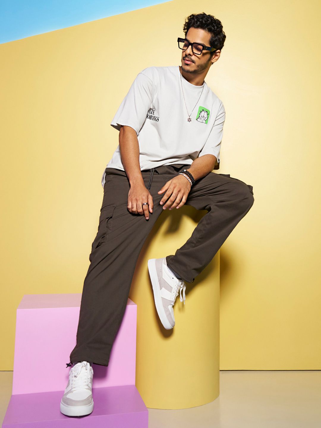 Bewakoof Men Baggy Oversized Cargo Parachute Pants