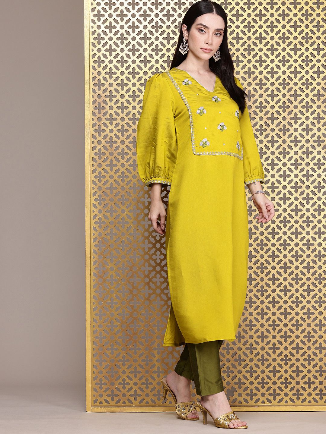 House of Pataudi Ethnic Motifs Embroidered Puff Sleeves Jashn Kurta