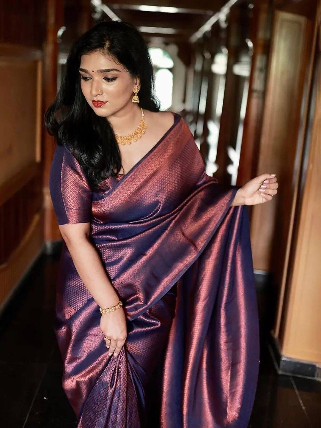 KALINI Woven Design Zari Silk Blend Banarasi Saree