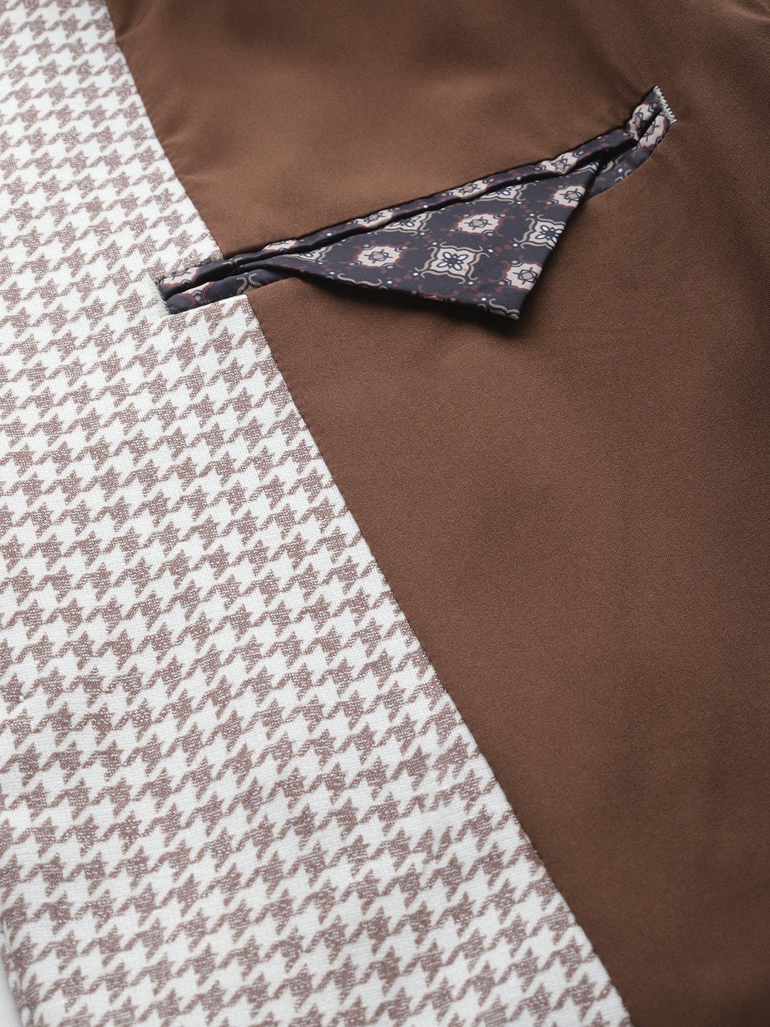 Park Avenue Houndstooth Checked Slim Fit Blazer