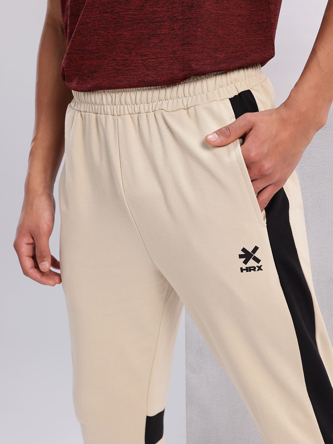 HRX by Hrithik Roshan Men Paneled Lifestyle Joggers