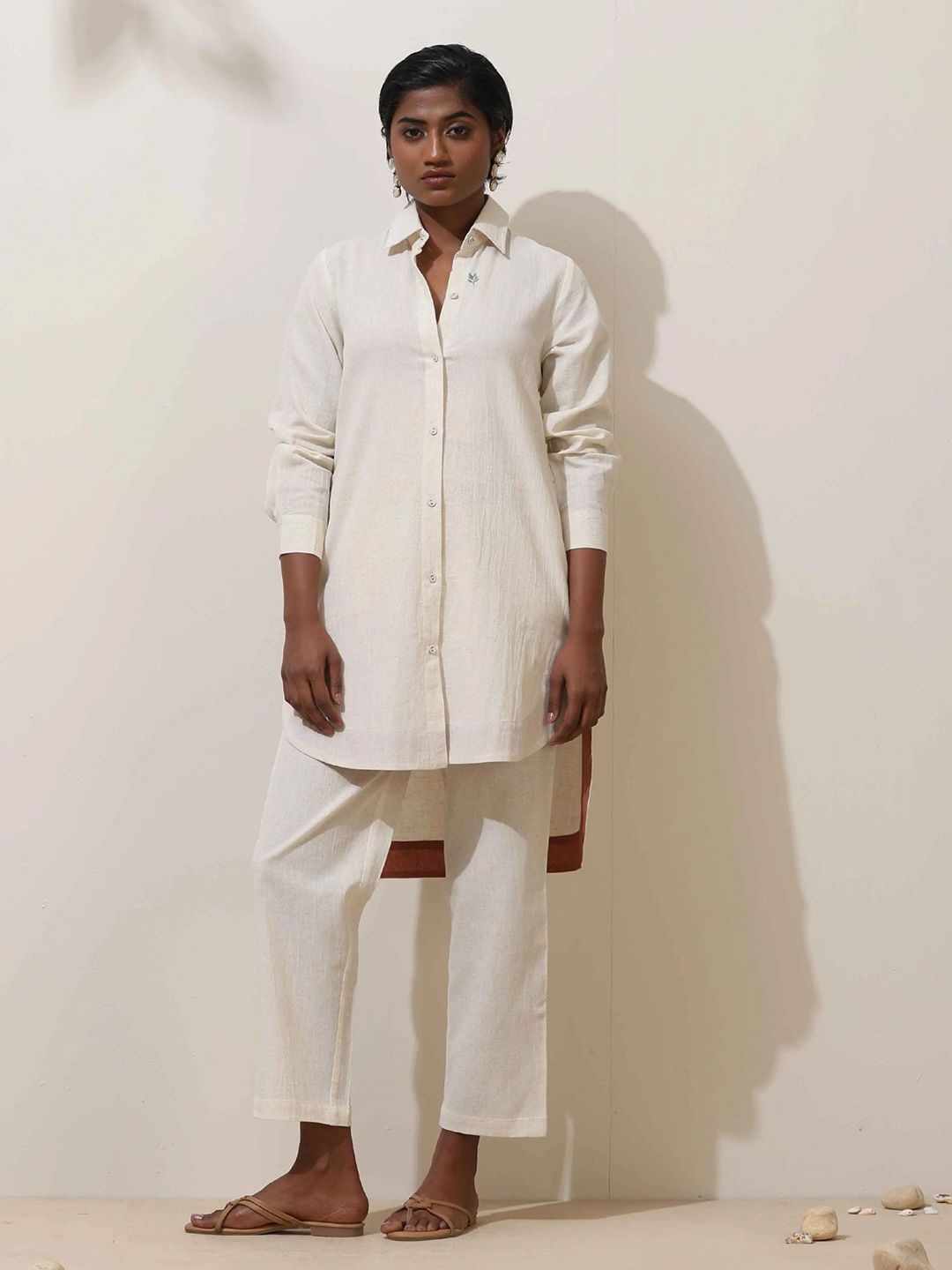 trueBrowns Off White Cotton Kurta Co-Ord Set