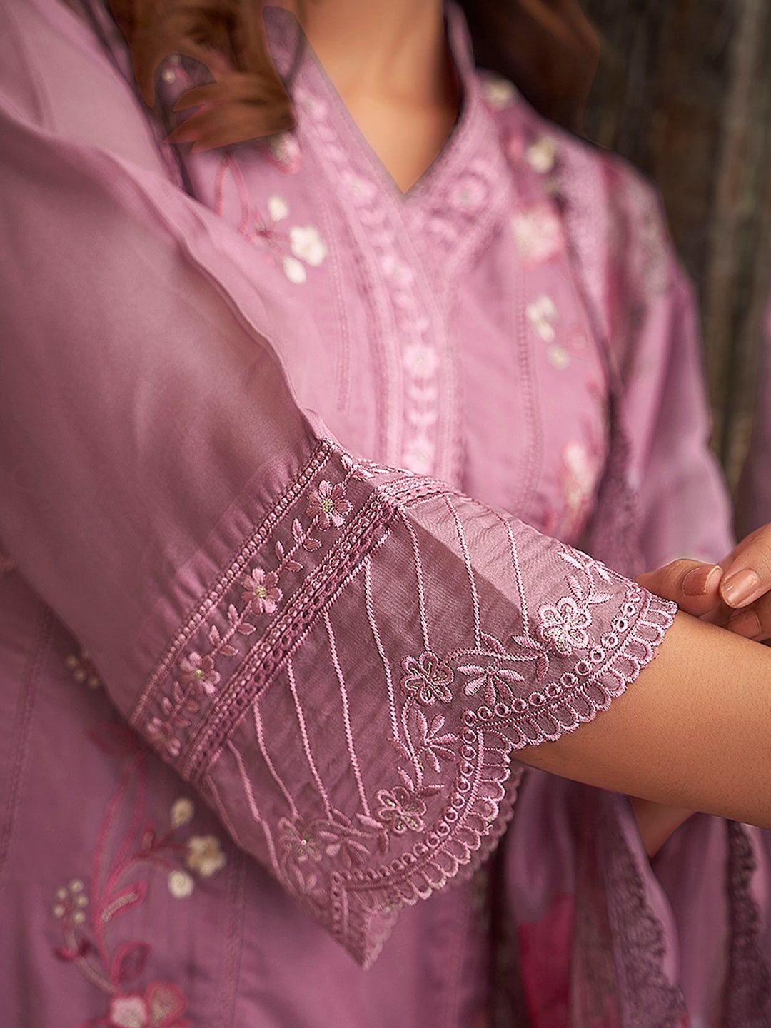 Indo Era Floral Embroidered Regular Thread Work Kurta With Trousers & Dupatta