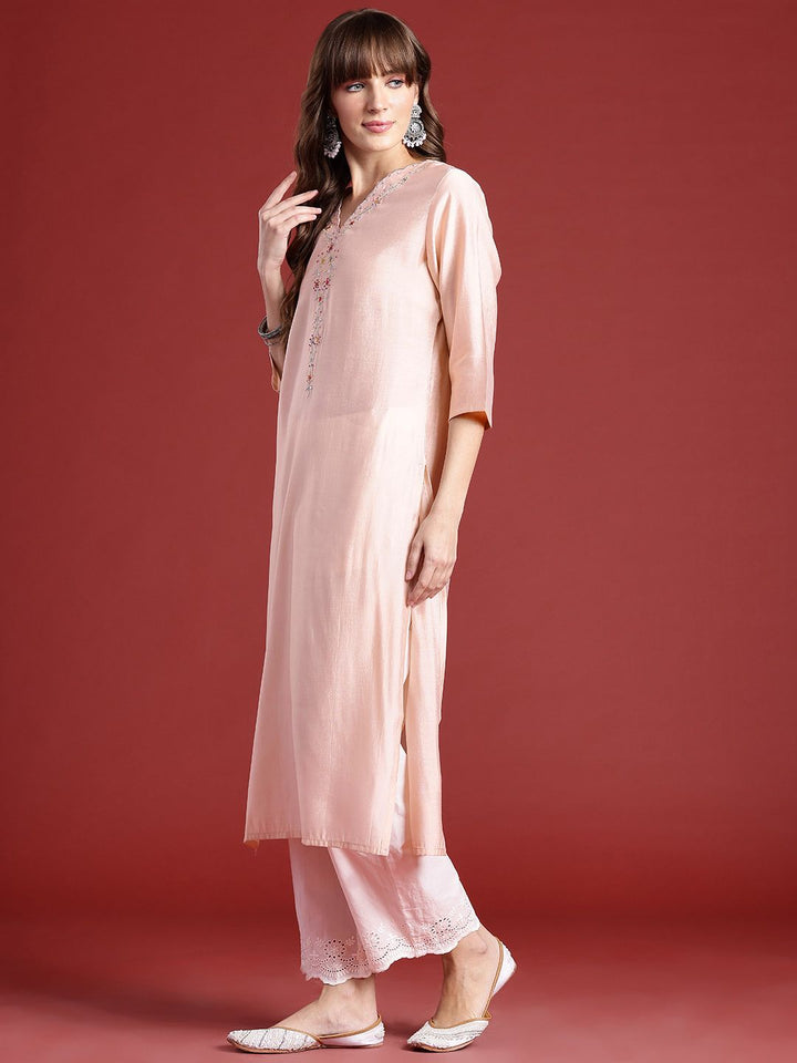 Anouk Floral Embroidered V-Neck Beads & Stones Studded Straight Kurta