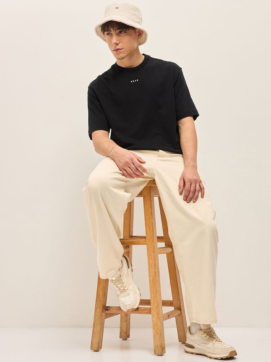 THE BEAR HOUSE Typography Printed Drop Shoulder Sleeves Cotton Oversized T-shirt