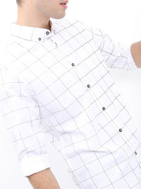 HIGHLANDER Men Checked Cotton Slim Fit Casual Shirt