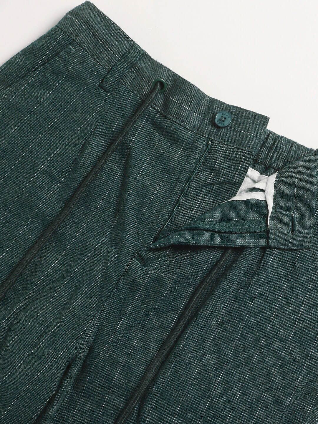 THE BEAR HOUSE Men Striped Tapered Fit Pleated Mid-Rise Trousers