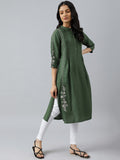 W Women Green Embroidered Thread Work Kurta